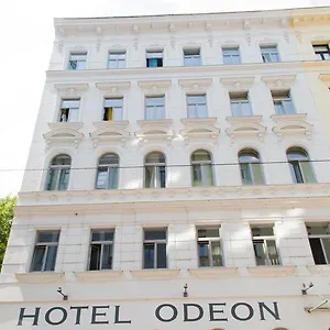 Hotel Very Central, 5 Min To Center, Self Check In, Vienna