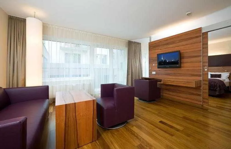 Pakat Suites Vídeň Hotel