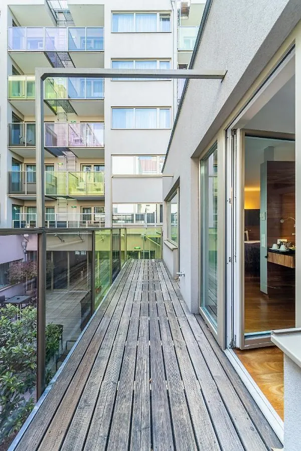 Hotel Pakat Suites Viena