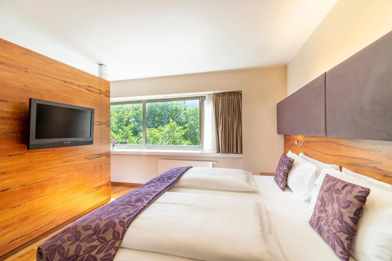 Pakat Suites Viena