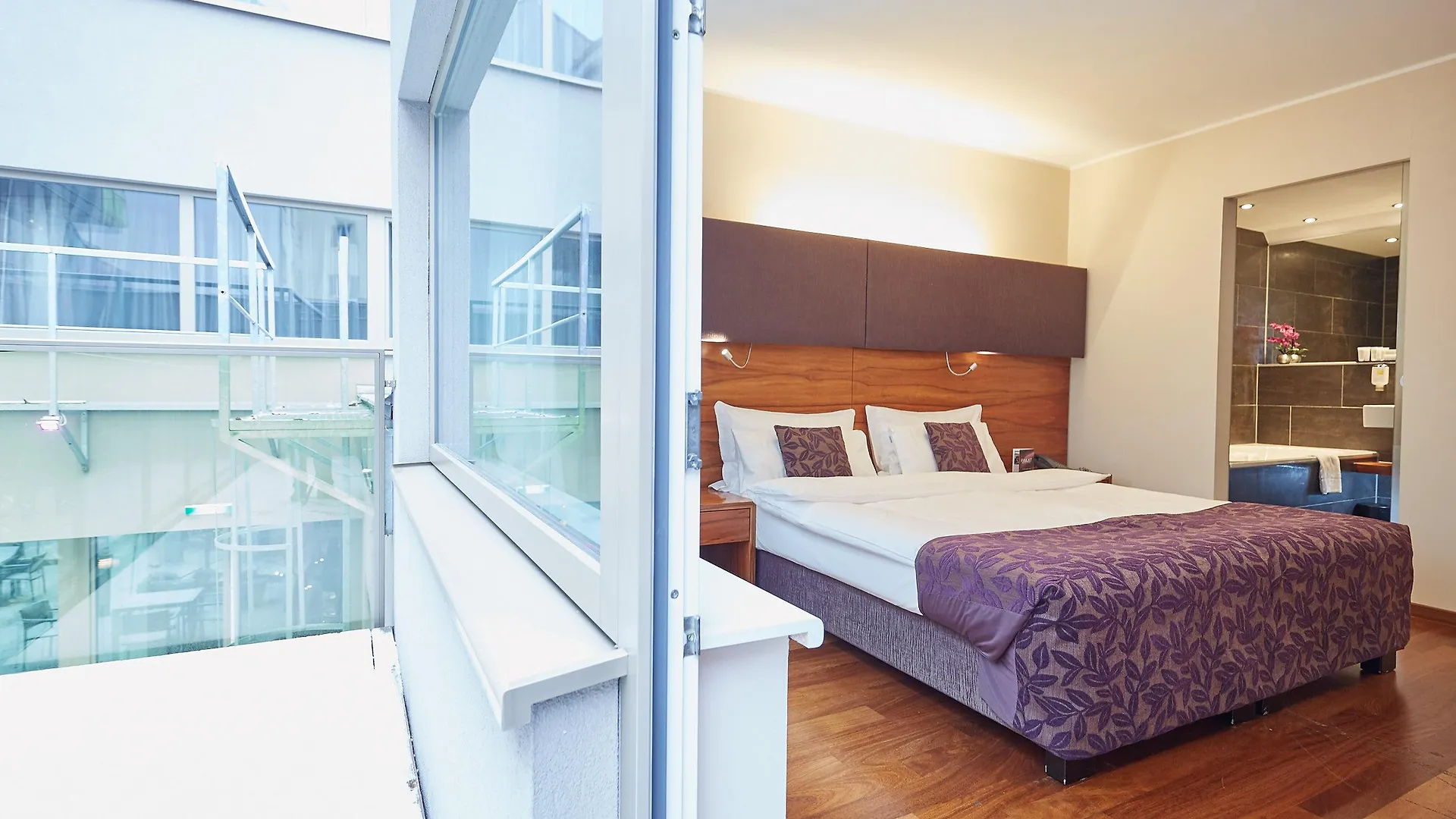 Hotel Pakat Suites Viena