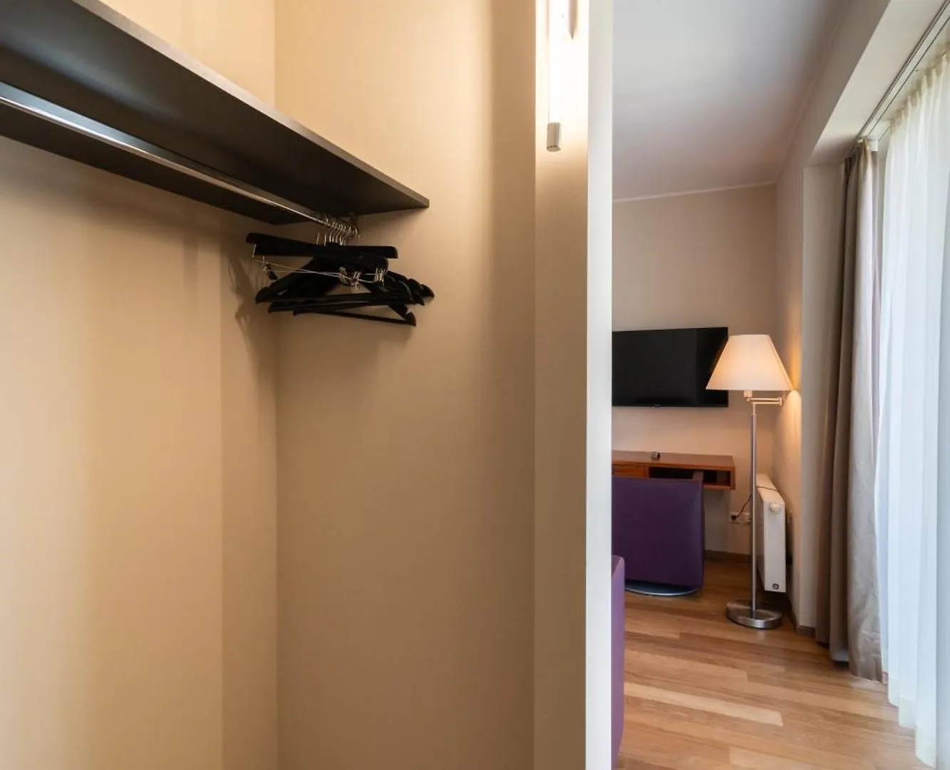 Pakat Suites Viena