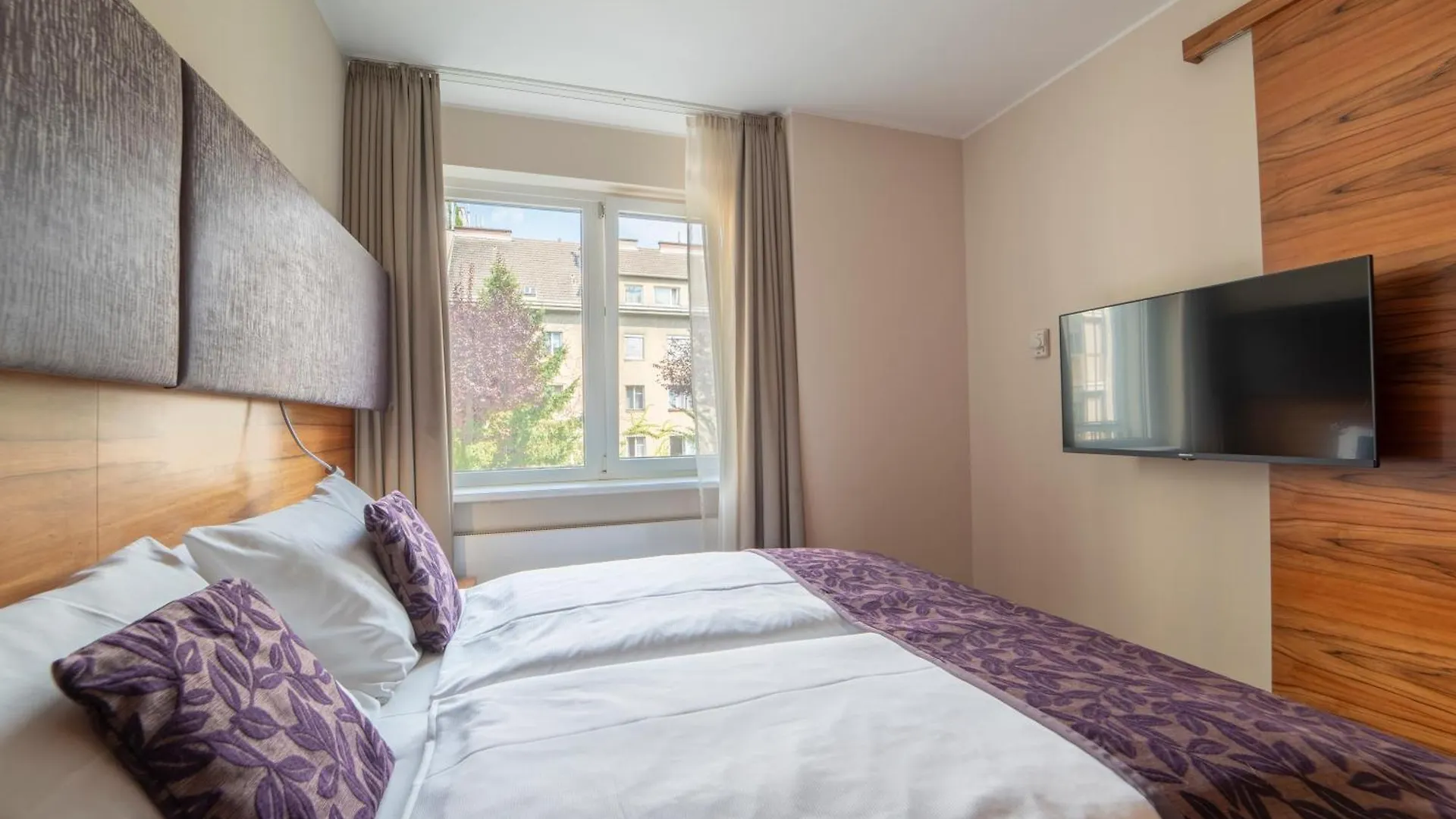 **** Hotell Pakat Suites Wien Österrike