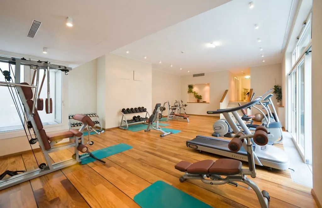 Pakat Suites Viena