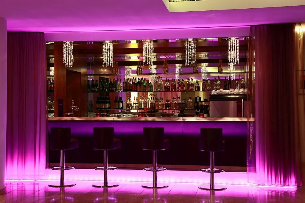 Pakat Suites Viena Hotel
