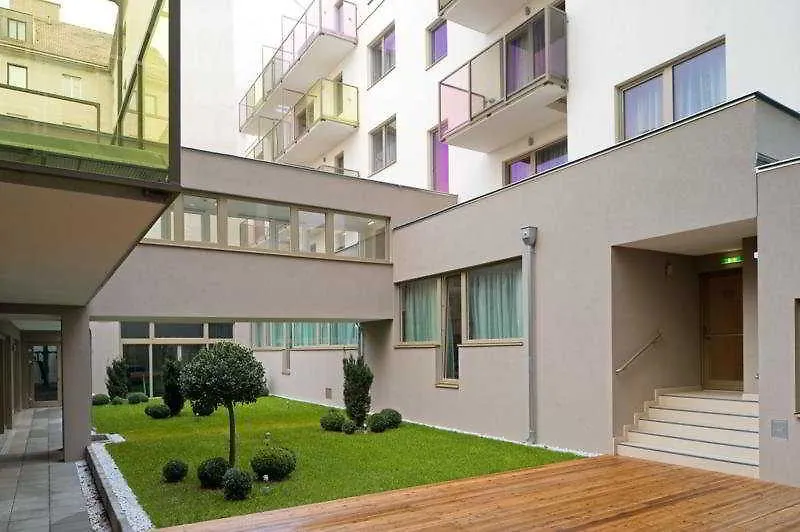 **** Hotel Pakat Suites Viena Áustria