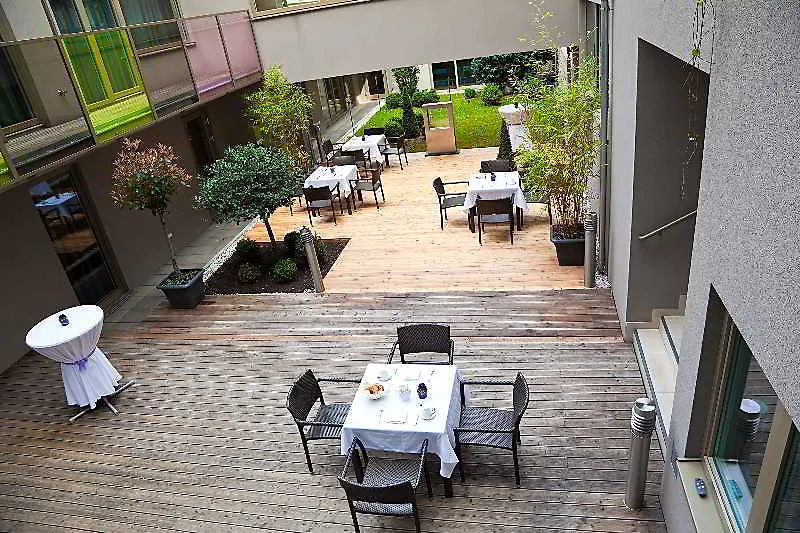 Pakat Suites Viena Hotel